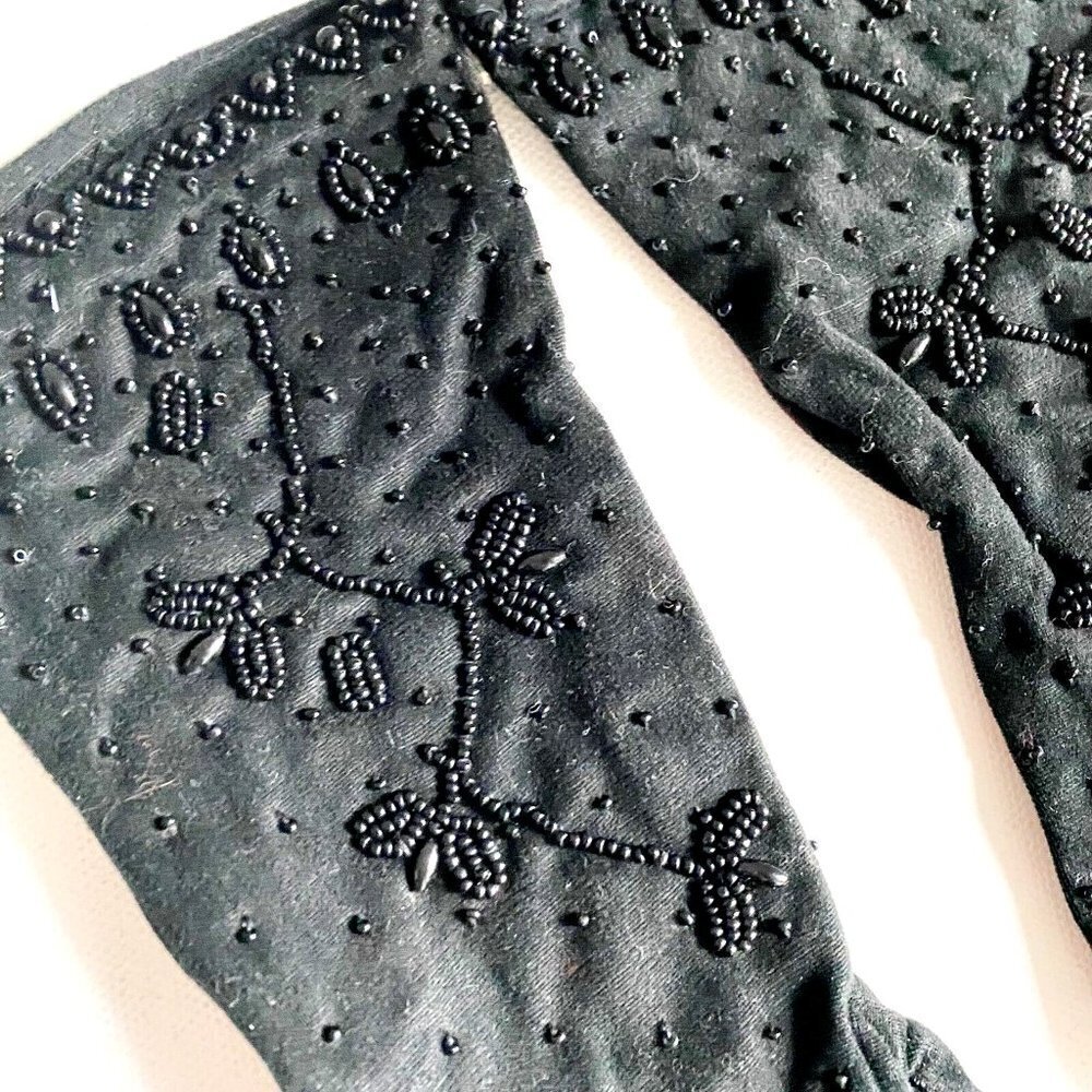 Vintage Black Stretchy Beaded Black Wrist Gloves Fine Quality 7 NEW Unused - Picture 4 of 6